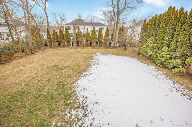 1A Jackson Avenue A, Hampton Bays, NY 11946