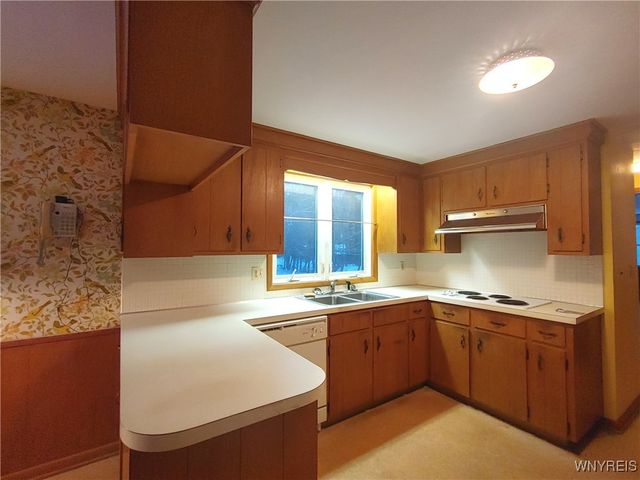 4750 Schurr Road, Clarence, NY 14031