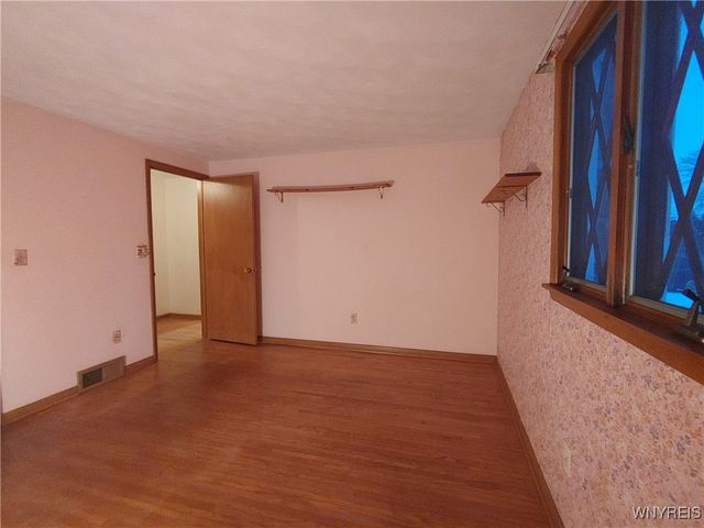 4750 Schurr Road, Clarence, NY 14031