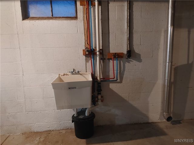 4750 Schurr Road, Clarence, NY 14031