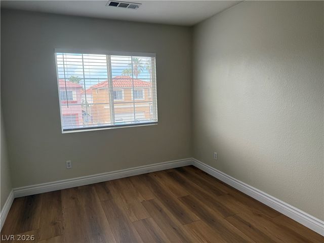 1709 Adobe Frost Court, Las Vegas, NV 89183