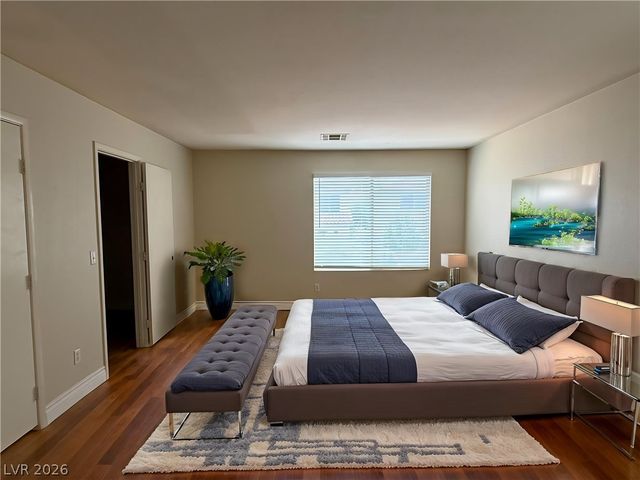 1709 Adobe Frost Court, Las Vegas, NV 89183