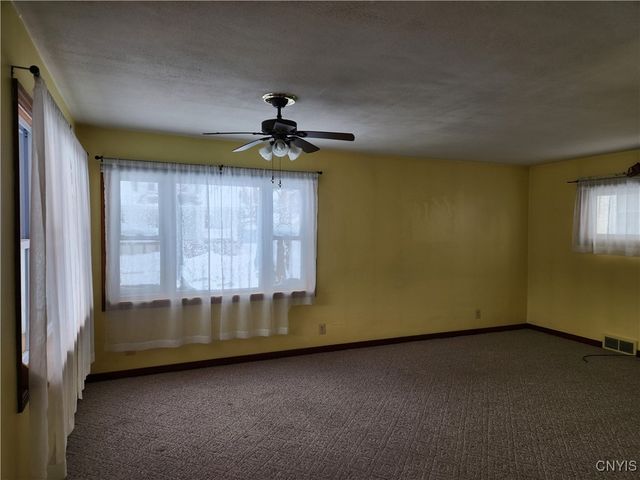 516 Cleveland Avenue, Oneida, NY 13421