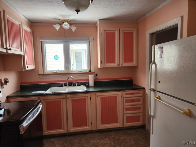 516 Cleveland Avenue, Oneida, NY 13421