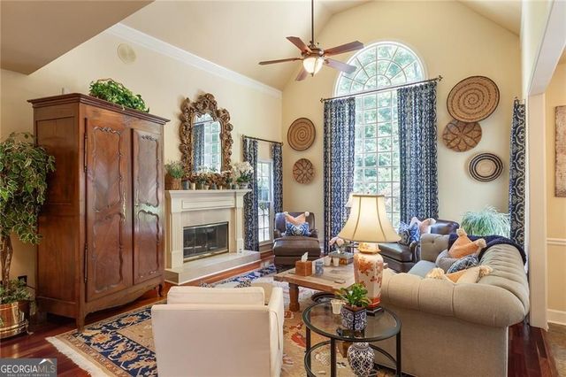 5825 Plantation Drive, Roswell, GA 30075