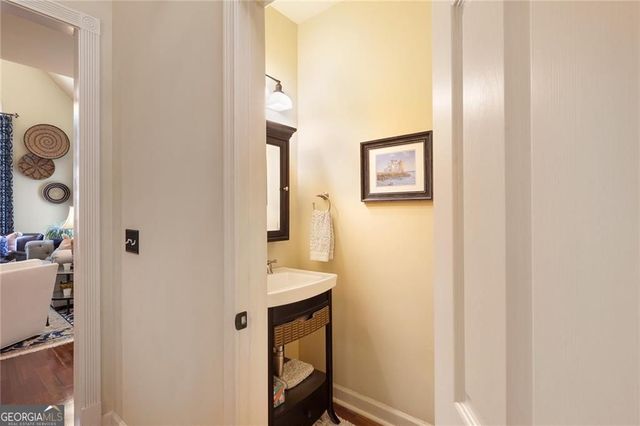 5825 Plantation Drive, Roswell, GA 30075