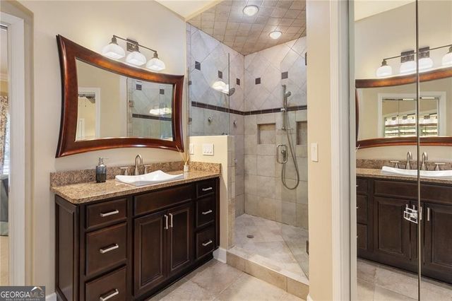 5825 Plantation Drive, Roswell, GA 30075