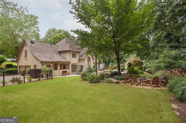 5825 Plantation Drive, Roswell, GA 30075