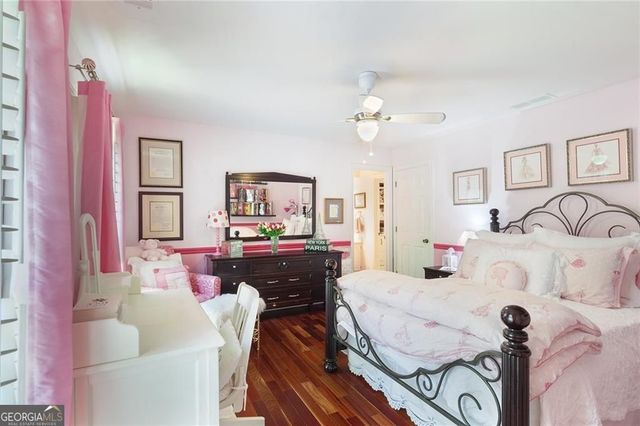 5825 Plantation Drive, Roswell, GA 30075