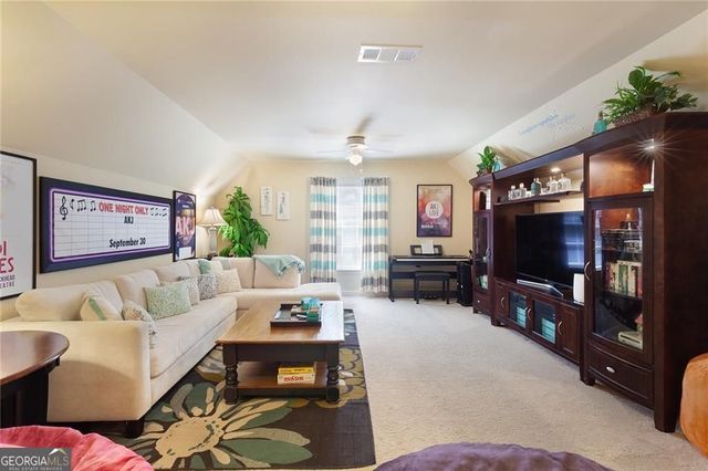 5825 Plantation Drive, Roswell, GA 30075