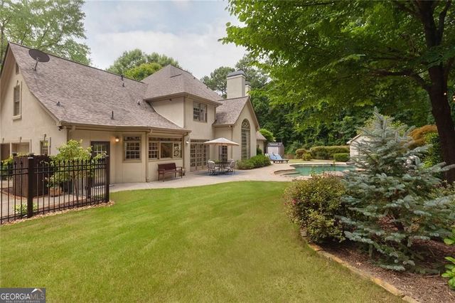 5825 Plantation Drive, Roswell, GA 30075