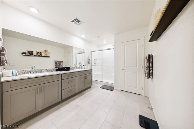 1885 Vass Springs Place, North Las Vegas, NV 89084