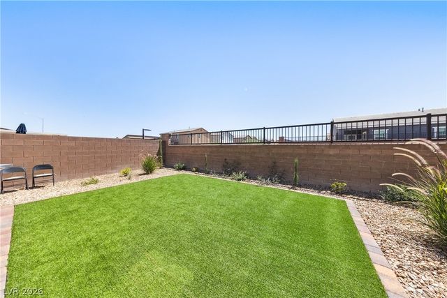 1885 Vass Springs Place, North Las Vegas, NV 89084