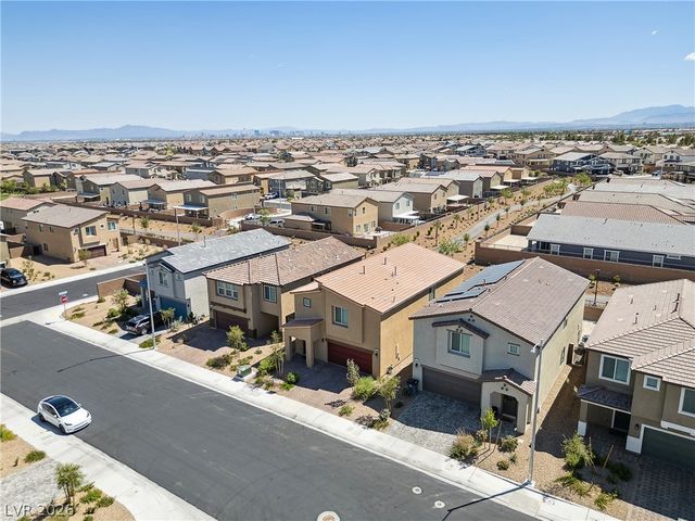 1885 Vass Springs Place, North Las Vegas, NV 89084