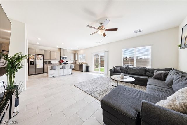 1885 Vass Springs Place, North Las Vegas, NV 89084