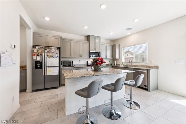 1885 Vass Springs Place, North Las Vegas, NV 89084
