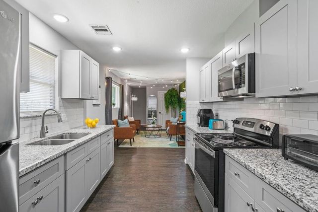 5507 Greylog Drive, Houston, TX 77048