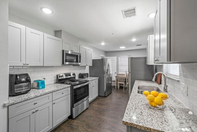 5507 Greylog Drive, Houston, TX 77048