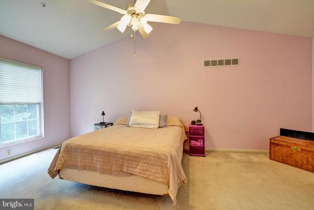 43 HAMPTON CT, Eagleville, PA 19403