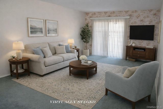 10 Oakwood Terrace 88, New Windsor, NY 12553