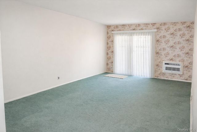 10 Oakwood Terrace 88, New Windsor, NY 12553