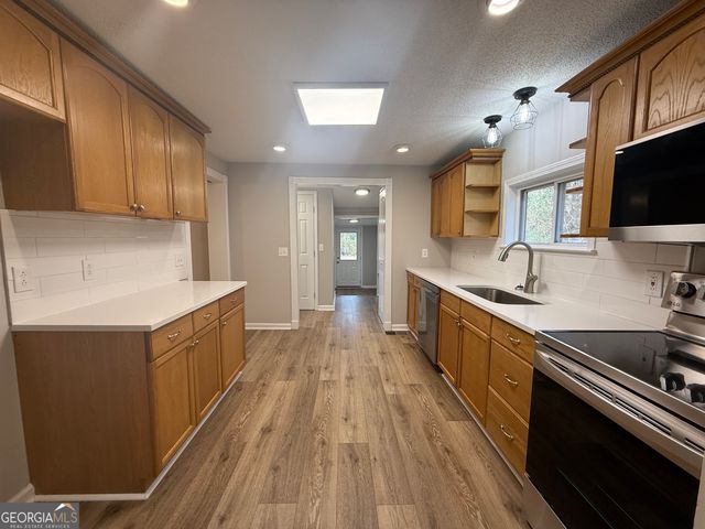 883 Hammett Road, Lagrange, GA 30241