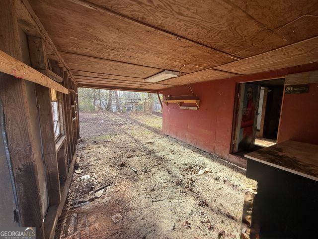 883 Hammett Road, Lagrange, GA 30241