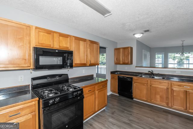 30 Capeton Court, Covington, GA 30016