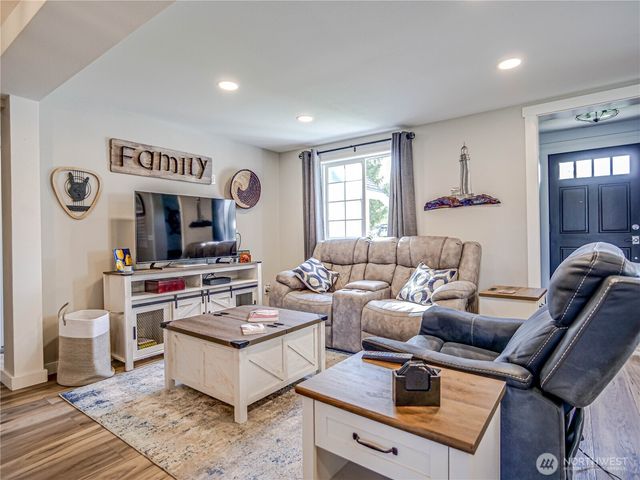 2953 Sunset, Bellingham, WA 98225