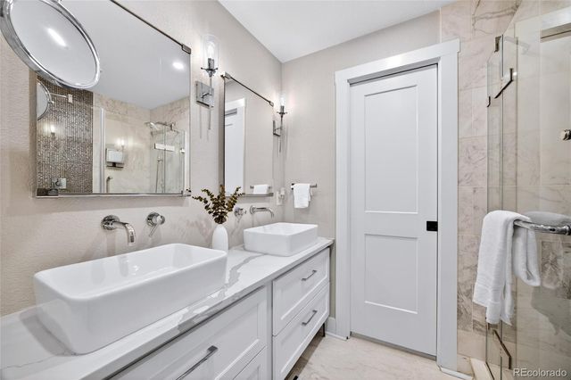 7561 S Ulster Place, Centennial, CO 80112