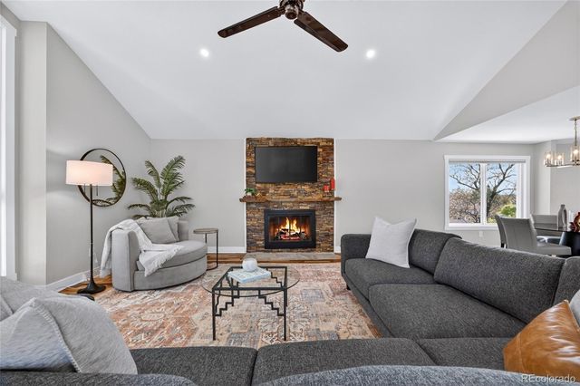 7561 S Ulster Place, Centennial, CO 80112