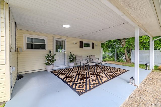 237 Valley Drive, Elbridge, NY 13060