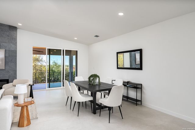 707 Lone Cir, San Antonio, TX 78260