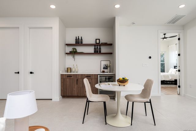 707 Lone Cir, San Antonio, TX 78260