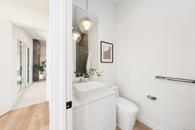 707 Lone Cir, San Antonio, TX 78260