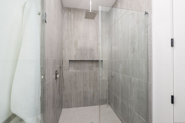 707 Lone Cir, San Antonio, TX 78260