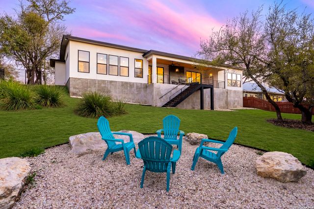 707 Lone Cir, San Antonio, TX 78260