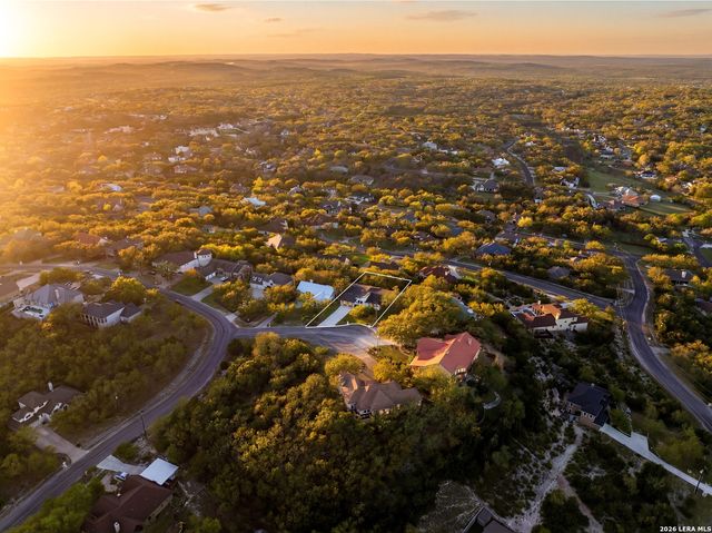 707 Lone Cir, San Antonio, TX 78260