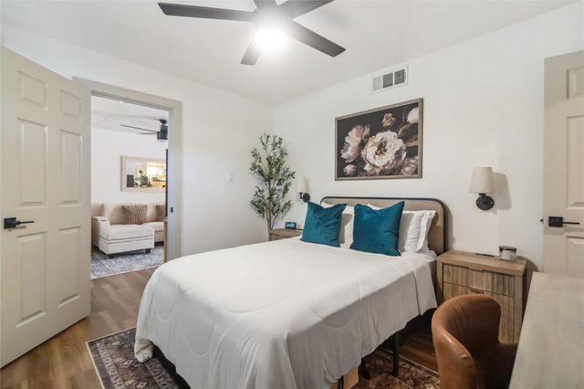 1313 E 52nd ST 101, Austin, TX 78723