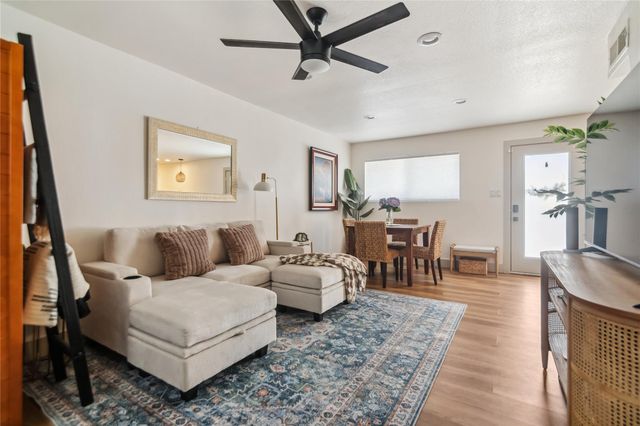 1313 E 52nd ST 101, Austin, TX 78723