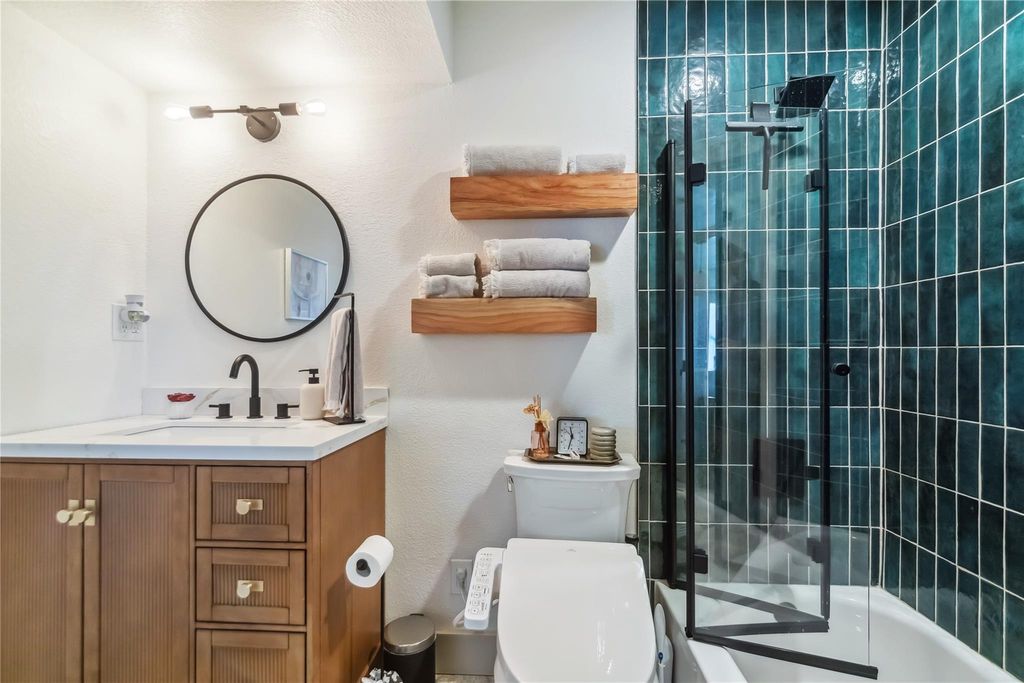 1313 E 52nd ST 101, Austin, TX 78723