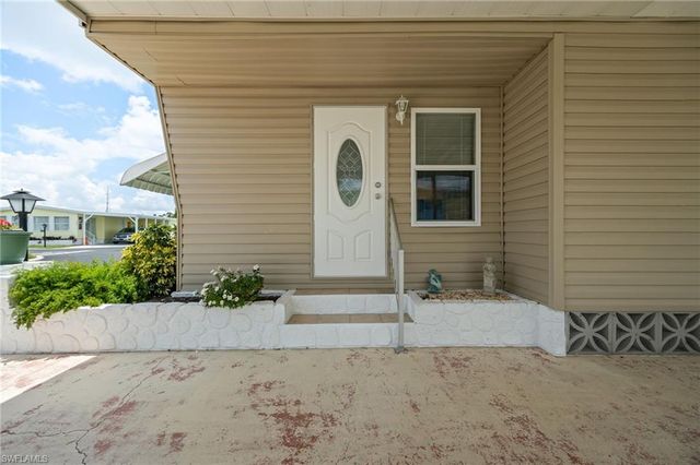 529 Palmer BLVD, North Fort Myers, FL 33903