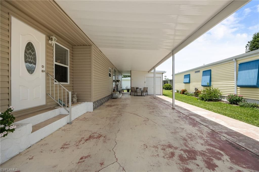 529 Palmer BLVD, NORTH FORT MYERS, FL 33903 — photo 3