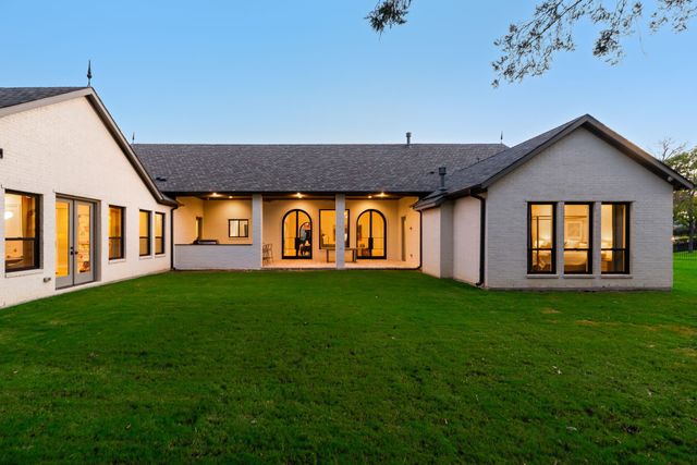 108 Copper Creek Trail, Copper Canyon, TX 76226