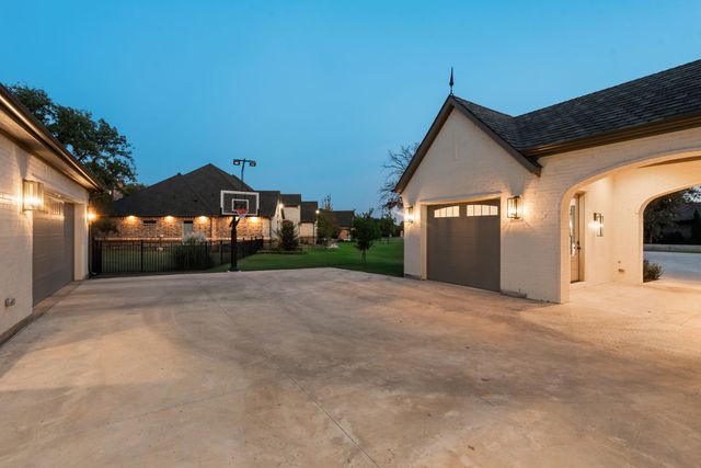 108 Copper Creek Trail, Copper Canyon, TX 76226