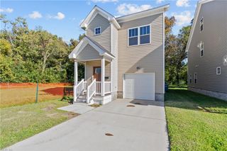 68 W County ST, Hampton, VA 23663