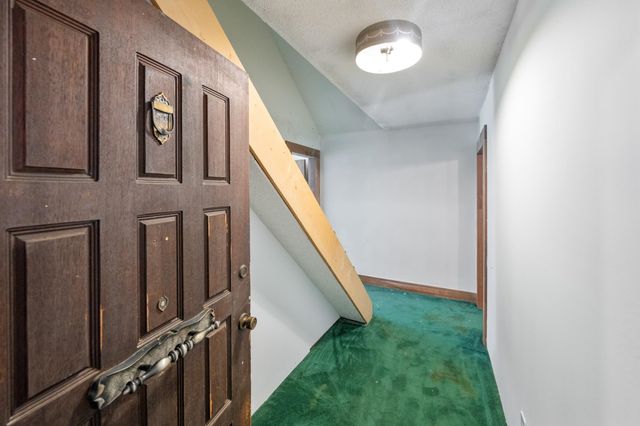 1035 BEACON RD, Parsons, TN 38363