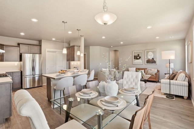 19646 E Spruce Ln, Greenacres, WA 99016