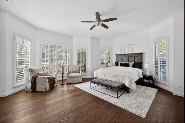 7100 Oakbrook Drive, Plano, TX 75025