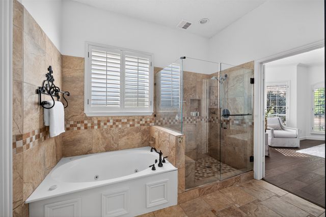 7100 Oakbrook Drive, Plano, TX 75025